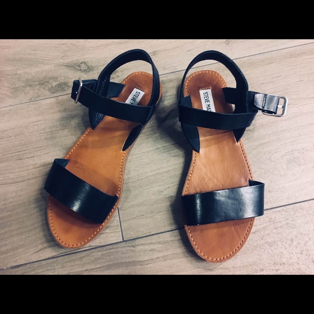 Steve Madden Leather sandals in size 8.5